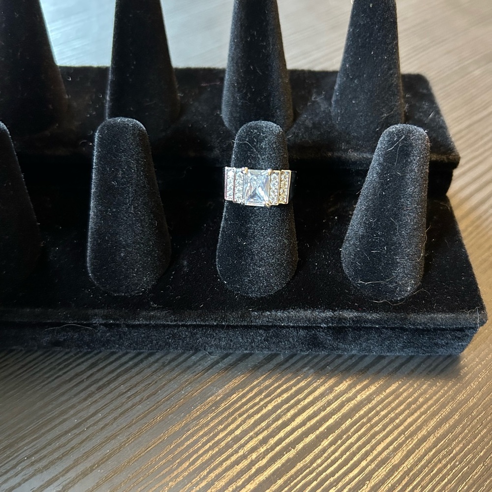 NWOT BP Diamond CZ Adjustable Kids Ring